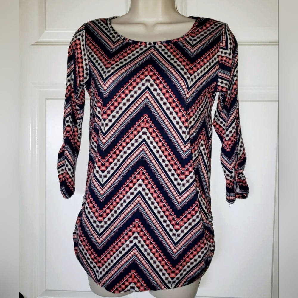 Duetime Maternity- size small